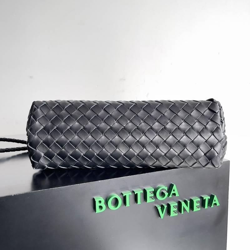 Bottega Veneta Bottega Veneta Andiamo East/West Small Tote Bag