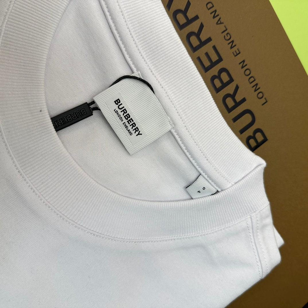 Burberry White T-Shirt Without Collar