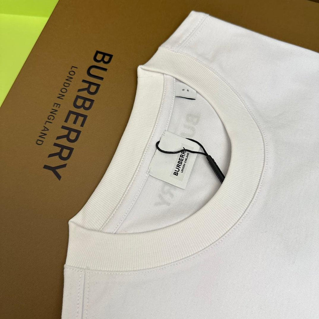 Burberry T-Shirt Without Collar 'White & Beige'