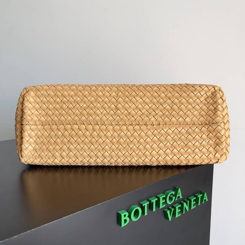 Bottega Veneta Medium Intreccio Leather Bag Tote