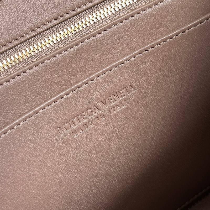 Bottega Veneta Bottega Veneta Andiamo East/West Small Tote Bag