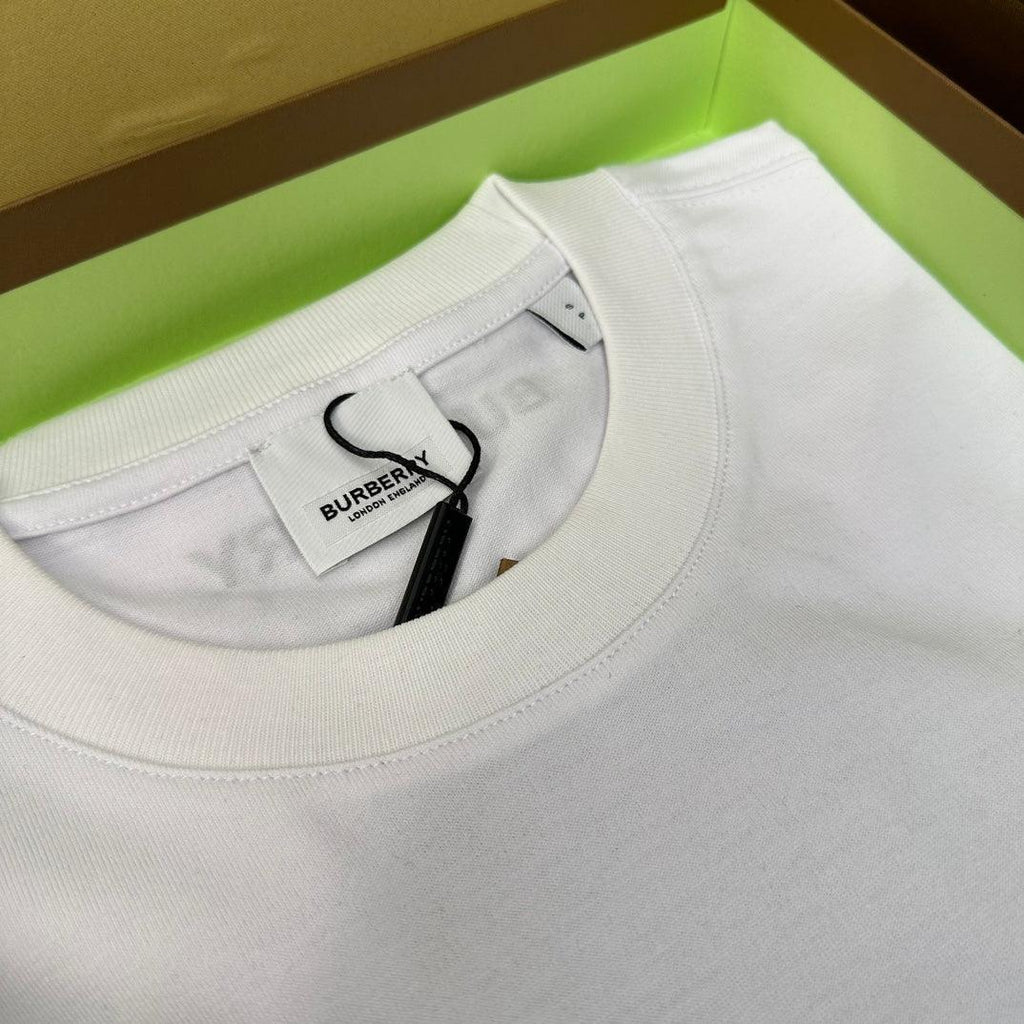 Burberry T-Shirt Without Collar 'White & Beige'